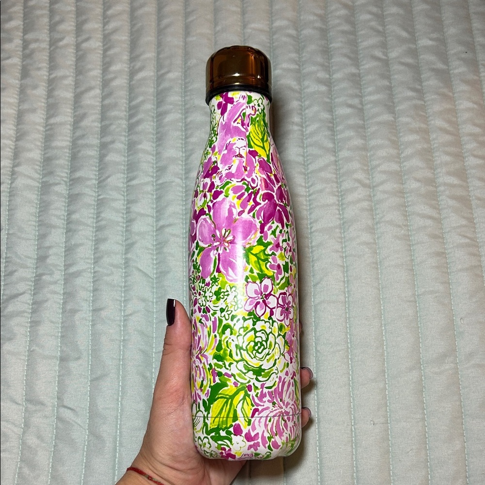 Swell x Lilly Pulitzer bottle 17 oz